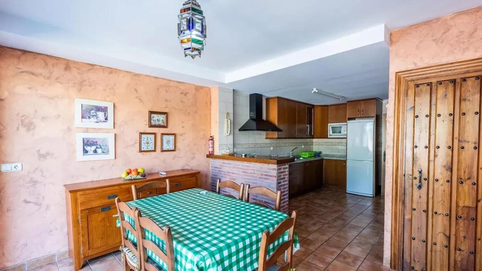 Spacious Villa With Private Pool In Monachil Exterior photo